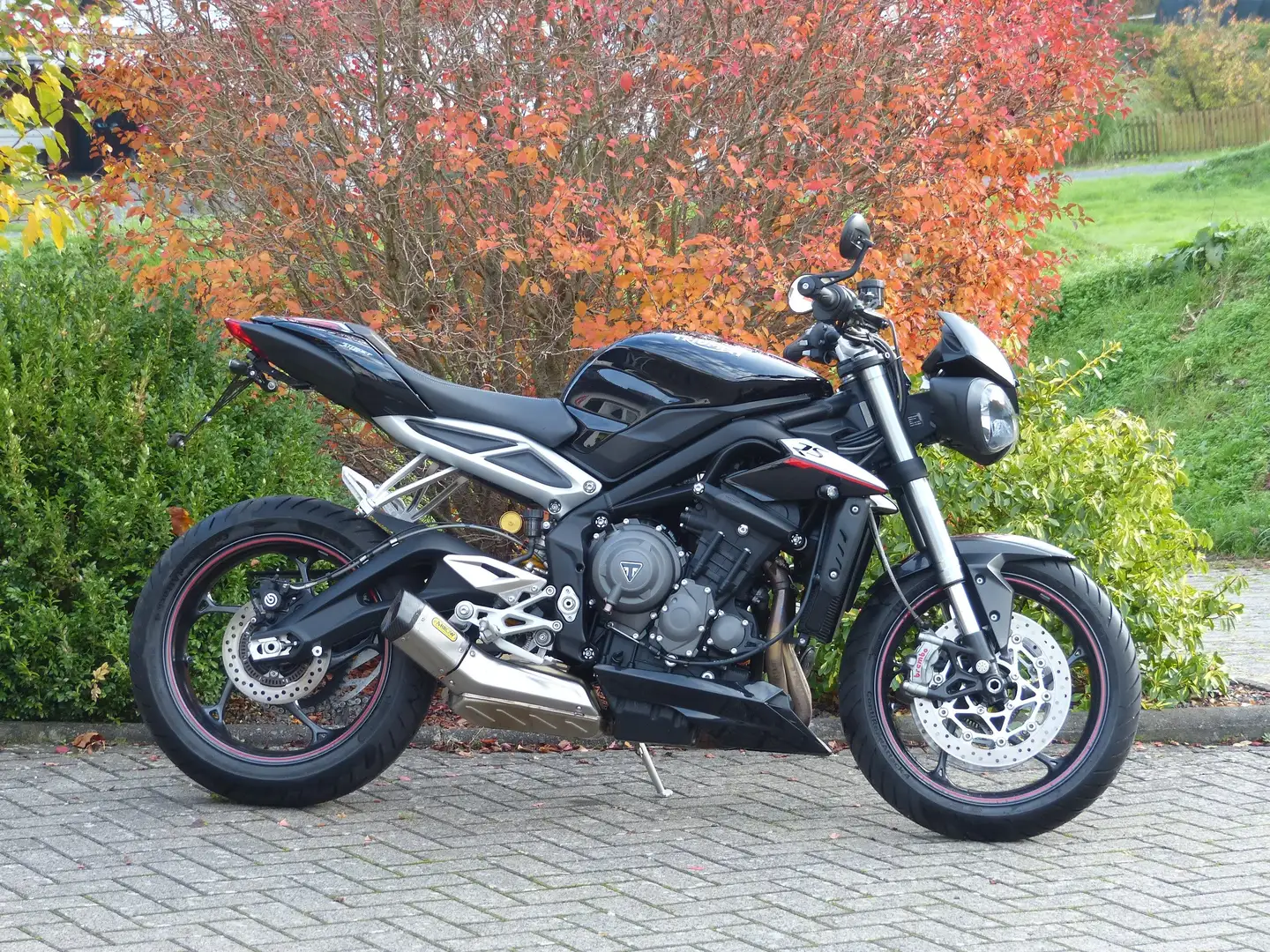 Triumph Street Triple RS Fekete - 1