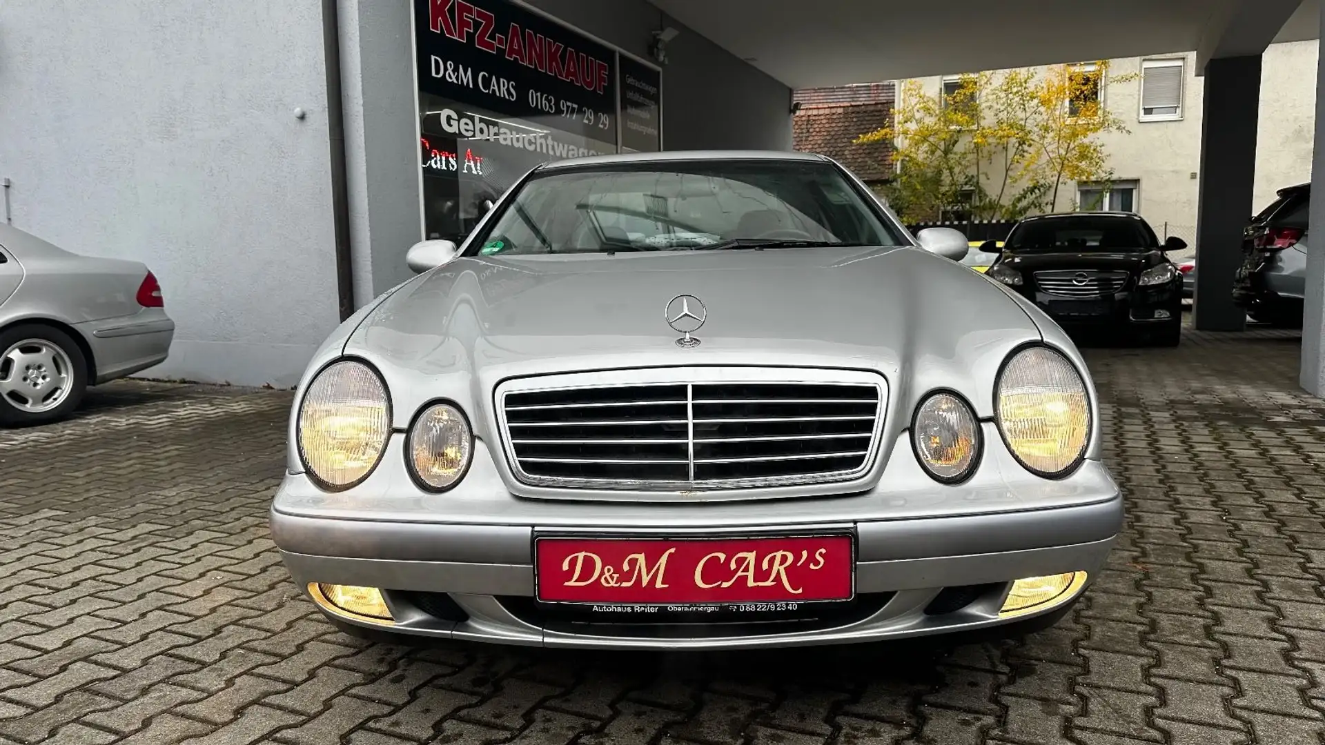 Mercedes-Benz CLK 200 ELEGANCE(TÜV 10,2026)AUS 2 HAND Silber - 2