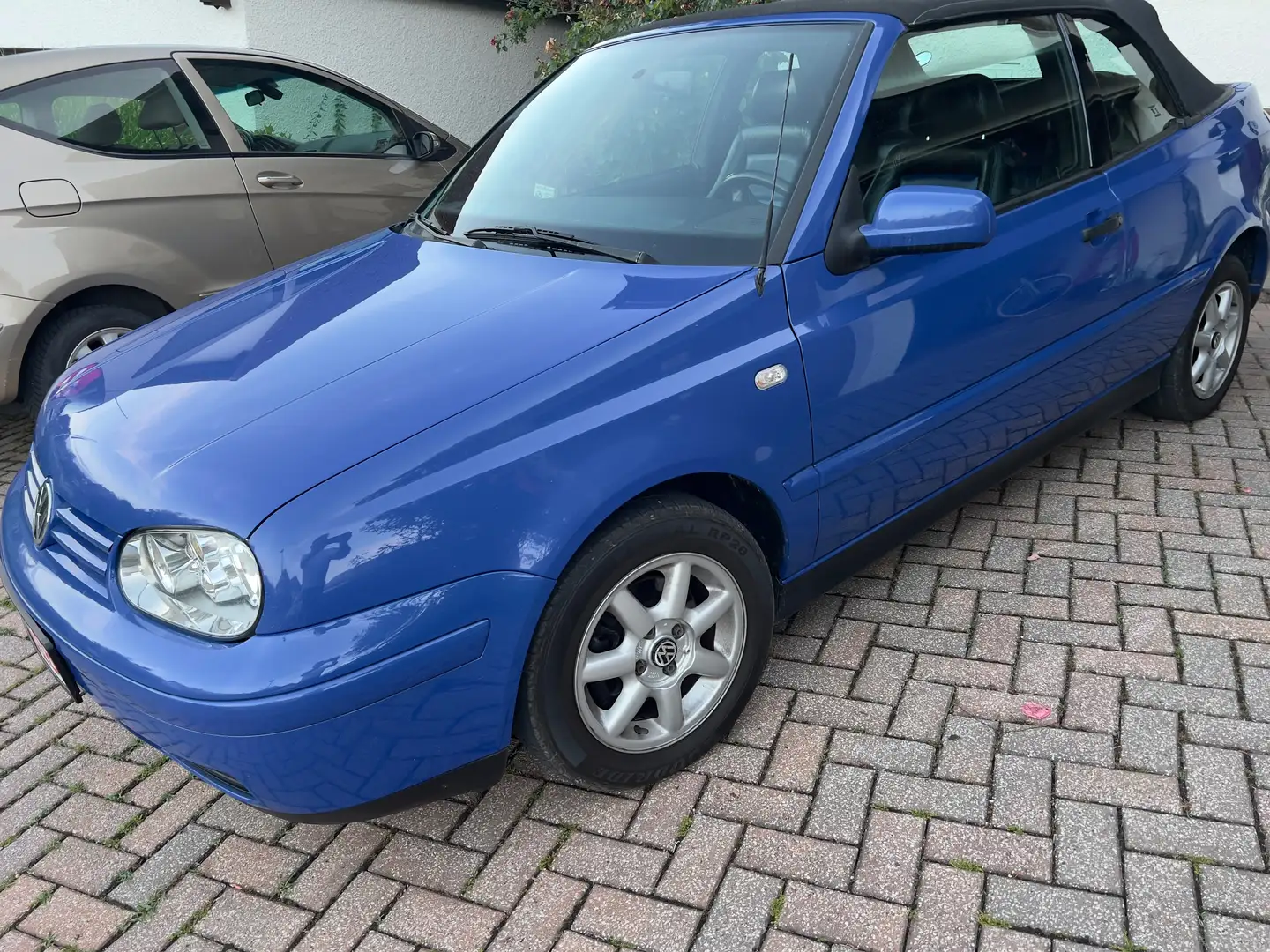 Volkswagen Golf Cabriolet Cabrio 1.6 Colour Concept Blau - 1