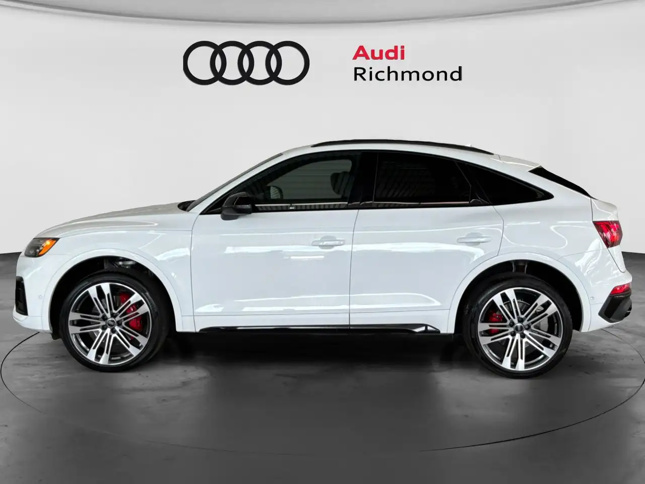 Audi SQ5 снимка Audi SQ5