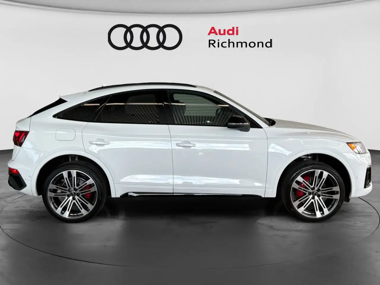 Audi SQ5 снимка Audi SQ5