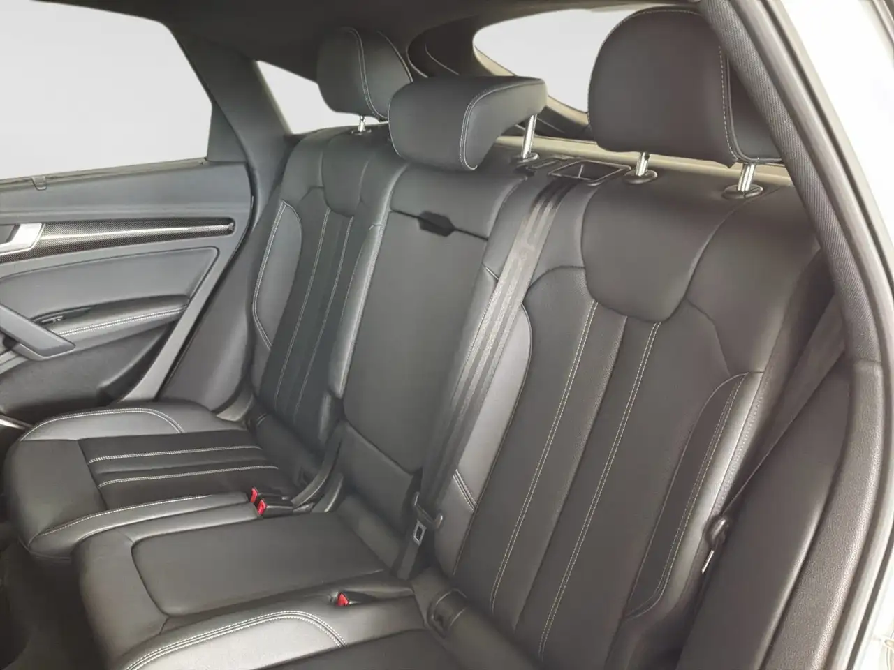 Audi SQ5 снимка Audi SQ5