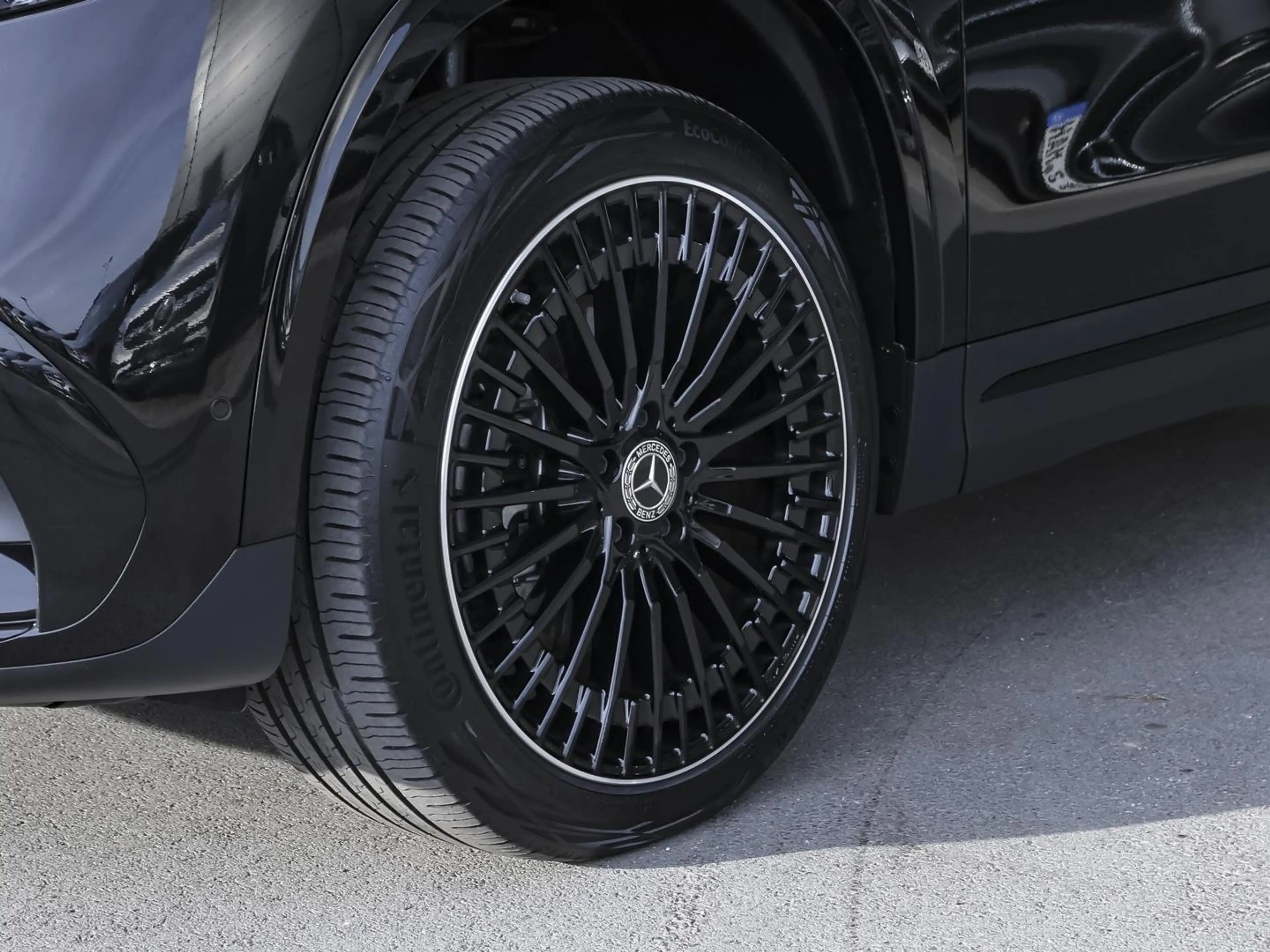 Mercedes-Benz EQA 300 4M AMG Night Pano 360° Burmester HUD AHK — photo 9