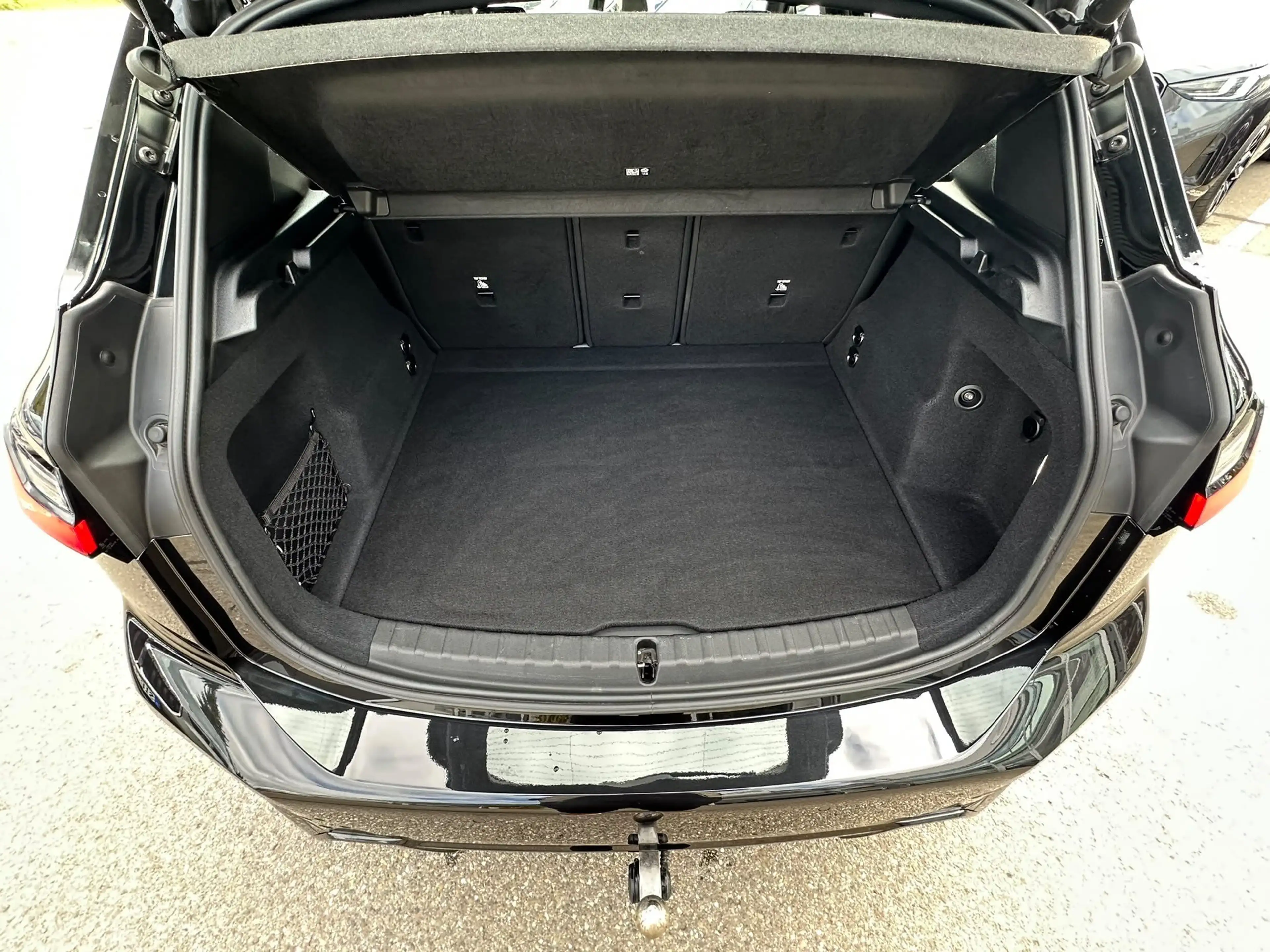 BMW 218 i Active Tourer Aut MSport AHK ACC LED DAB — photo 14