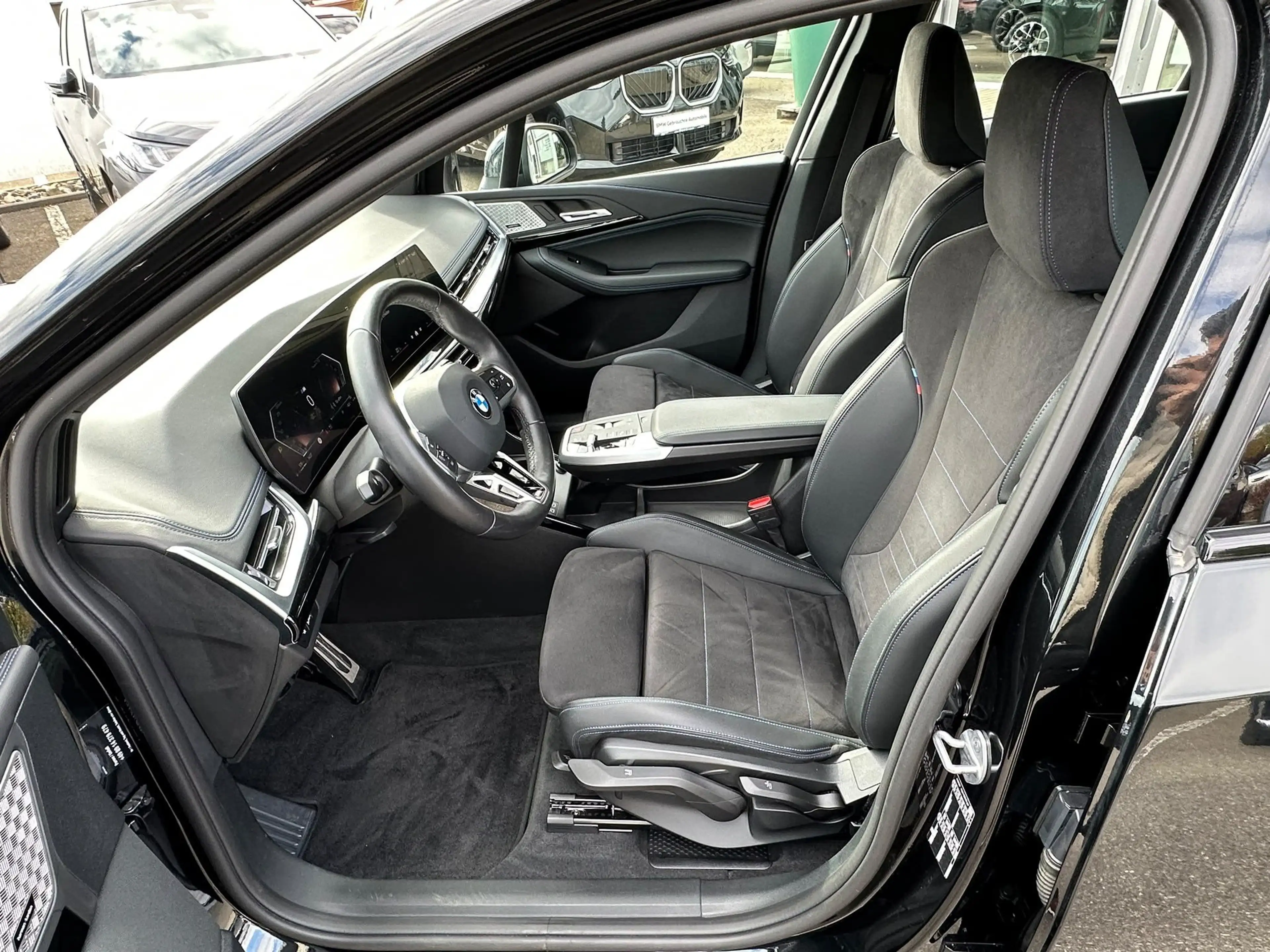 BMW 218 i Active Tourer Aut MSport AHK ACC LED DAB — photo 10