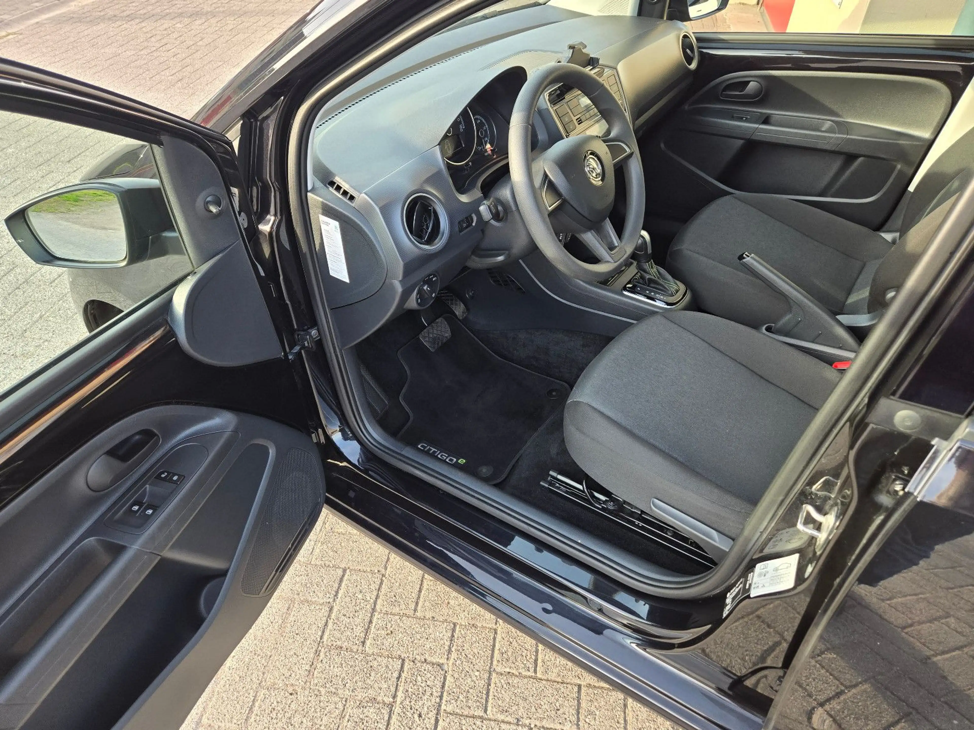 Skoda Citigo e iV Ambition — photo 5