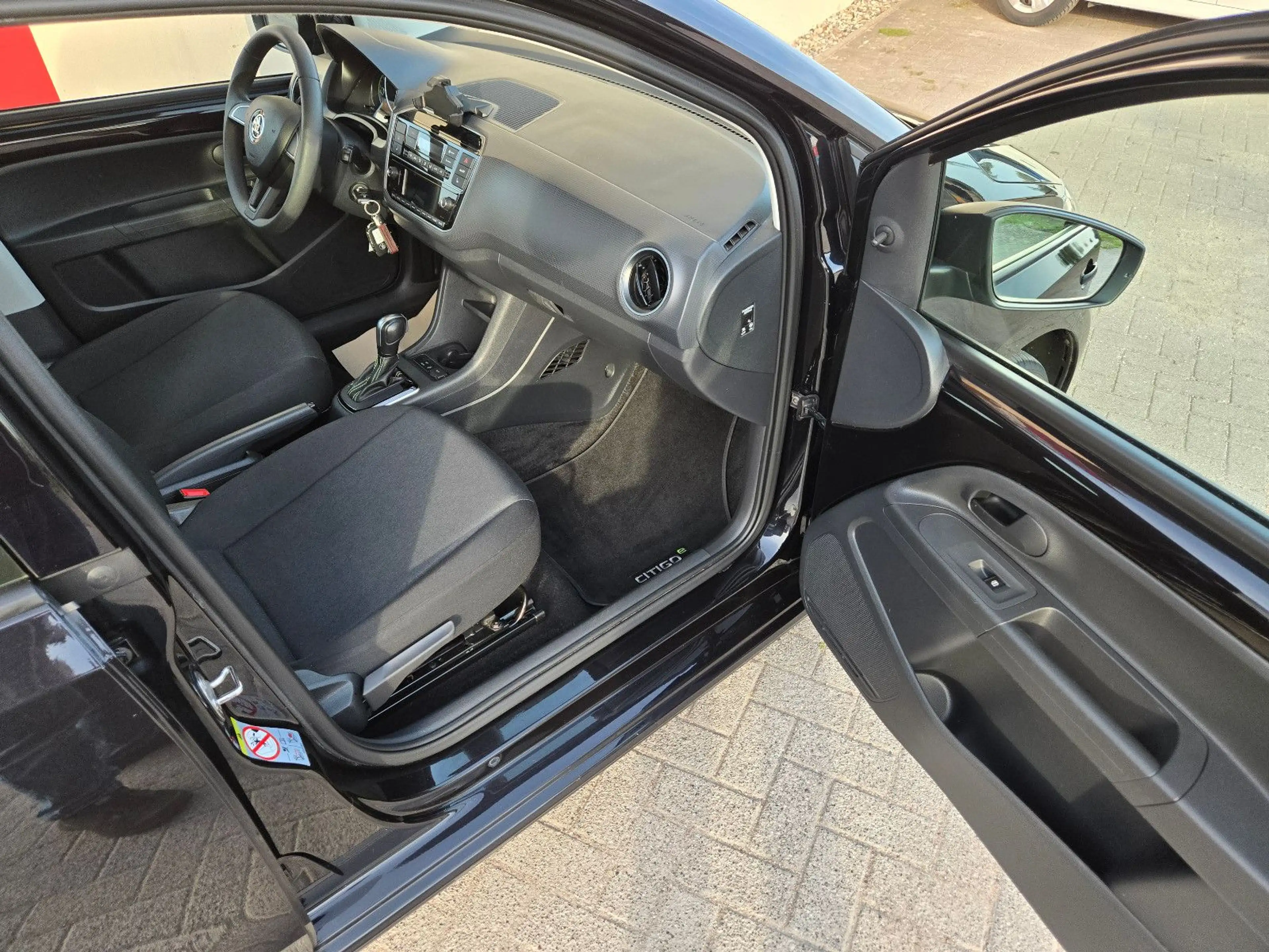 Skoda Citigo e iV Ambition — photo 6