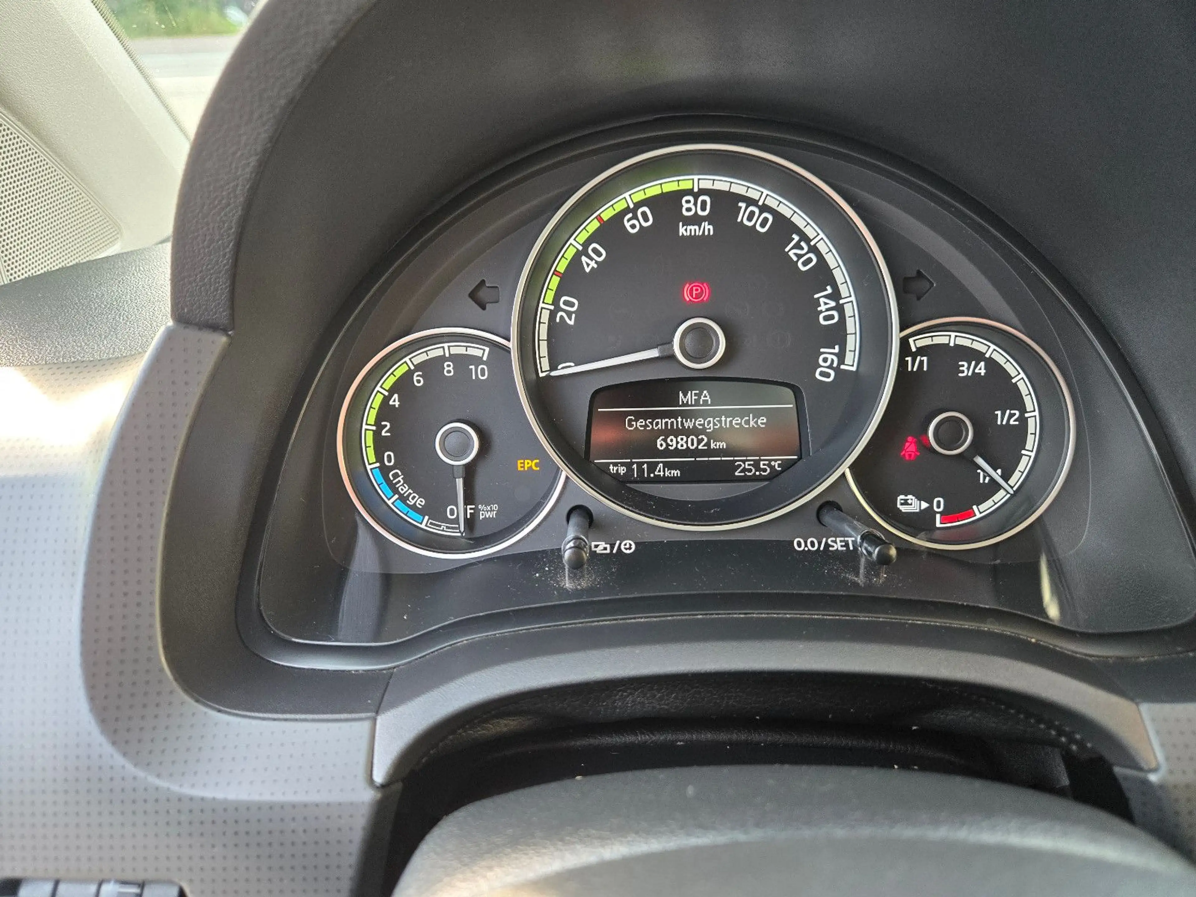 Skoda Citigo e iV Ambition — photo 11