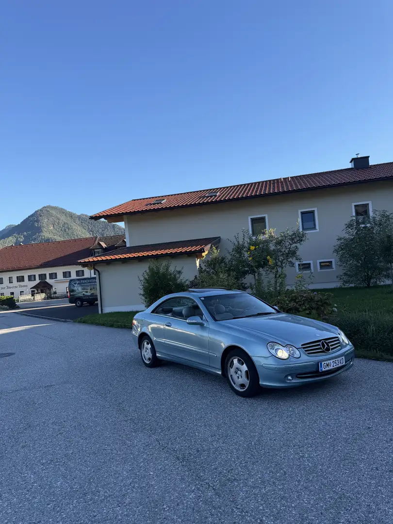 Mercedes-Benz CLK 240 Elegance Aut. Blau - 2