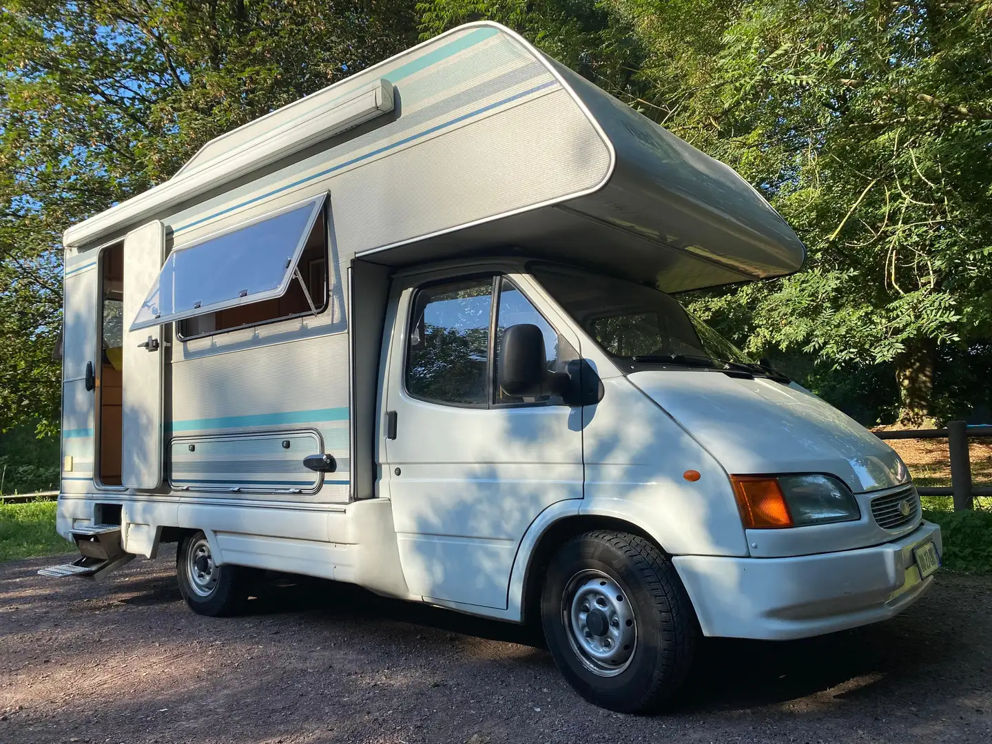 Ford Transit Camper Ford Transit Roller 2.5 TD Abitacolo Roller Bianco - 1