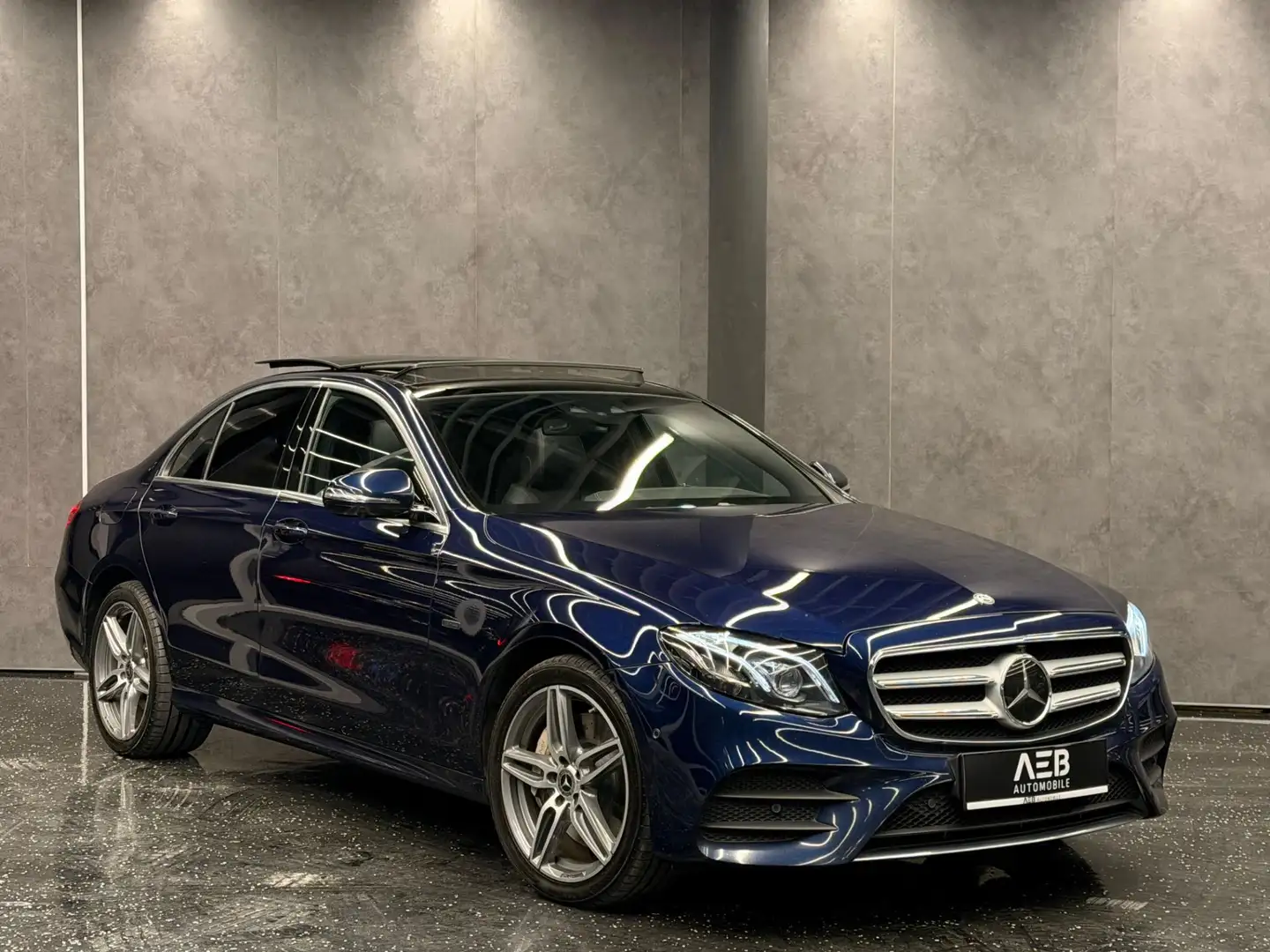Mercedes-Benz E 350 e PHEV Exclusive Aut.**AMG-Line**Panorama**360°Ka Blau - 1