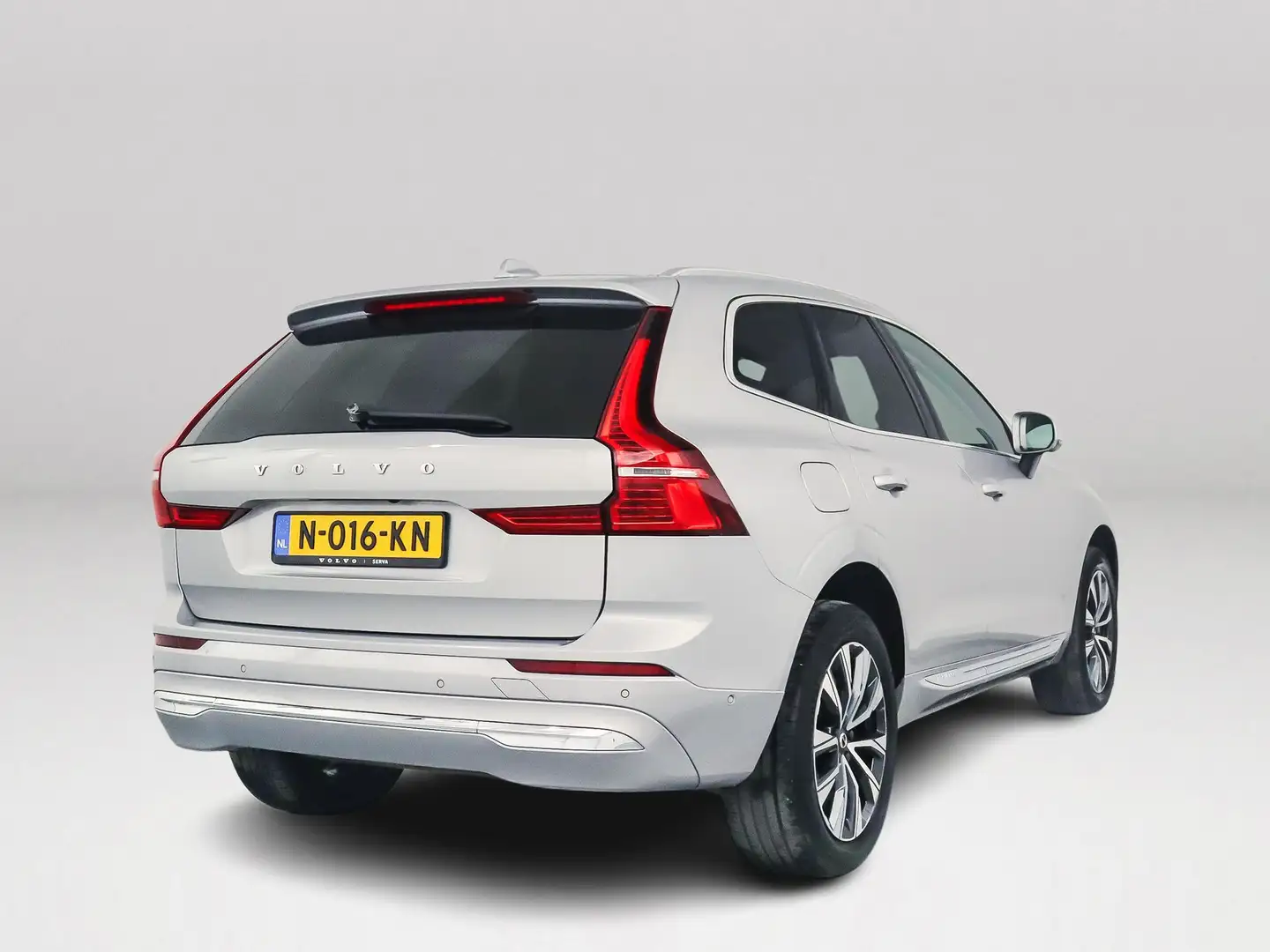 Volvo XC60 T6 Plug-in hybrid AWD Inscription Exclusive | Pano Grijs - 2