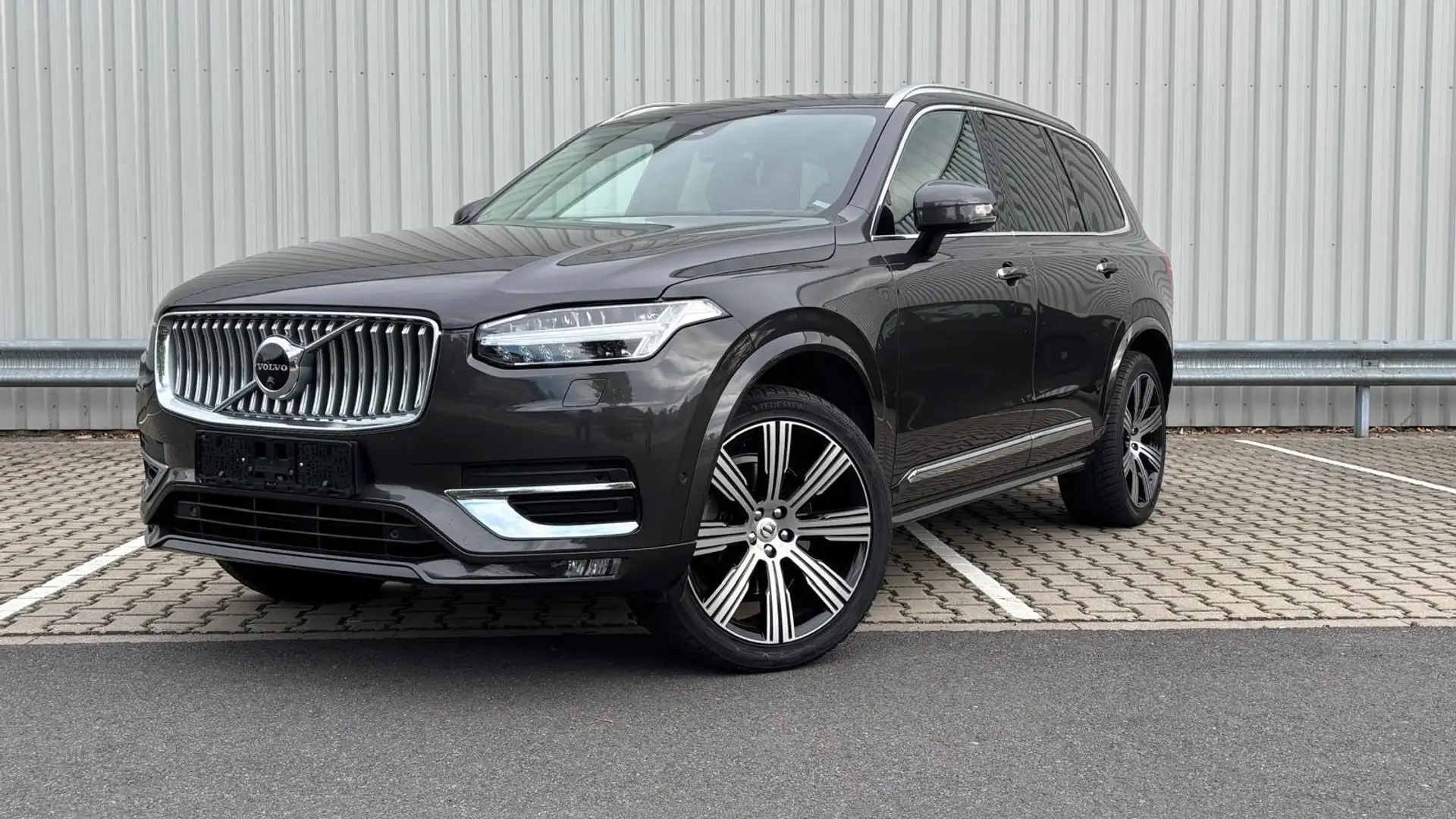 Volvo XC90 2.0 B5 4WD Plus Bright 7 ZIT * FULL OPTIONS Grijs - 1