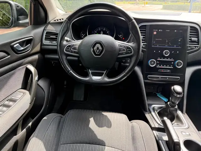 Renault Megane view 16