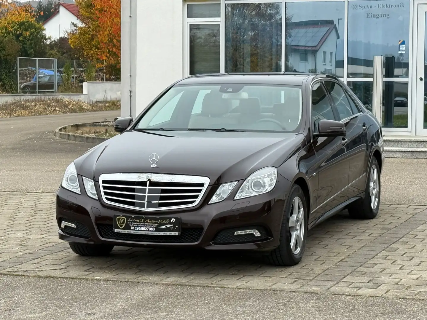 Mercedes-Benz E 250 CDI Lim. Avantgarde Automt ACC Leder Navi Braun - 2