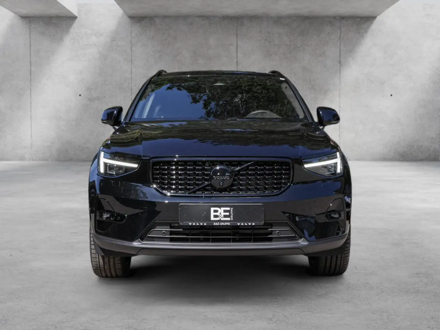 Volvo XC40 B3 Plus Black Edition FACEL. LED 360° Noir - 2