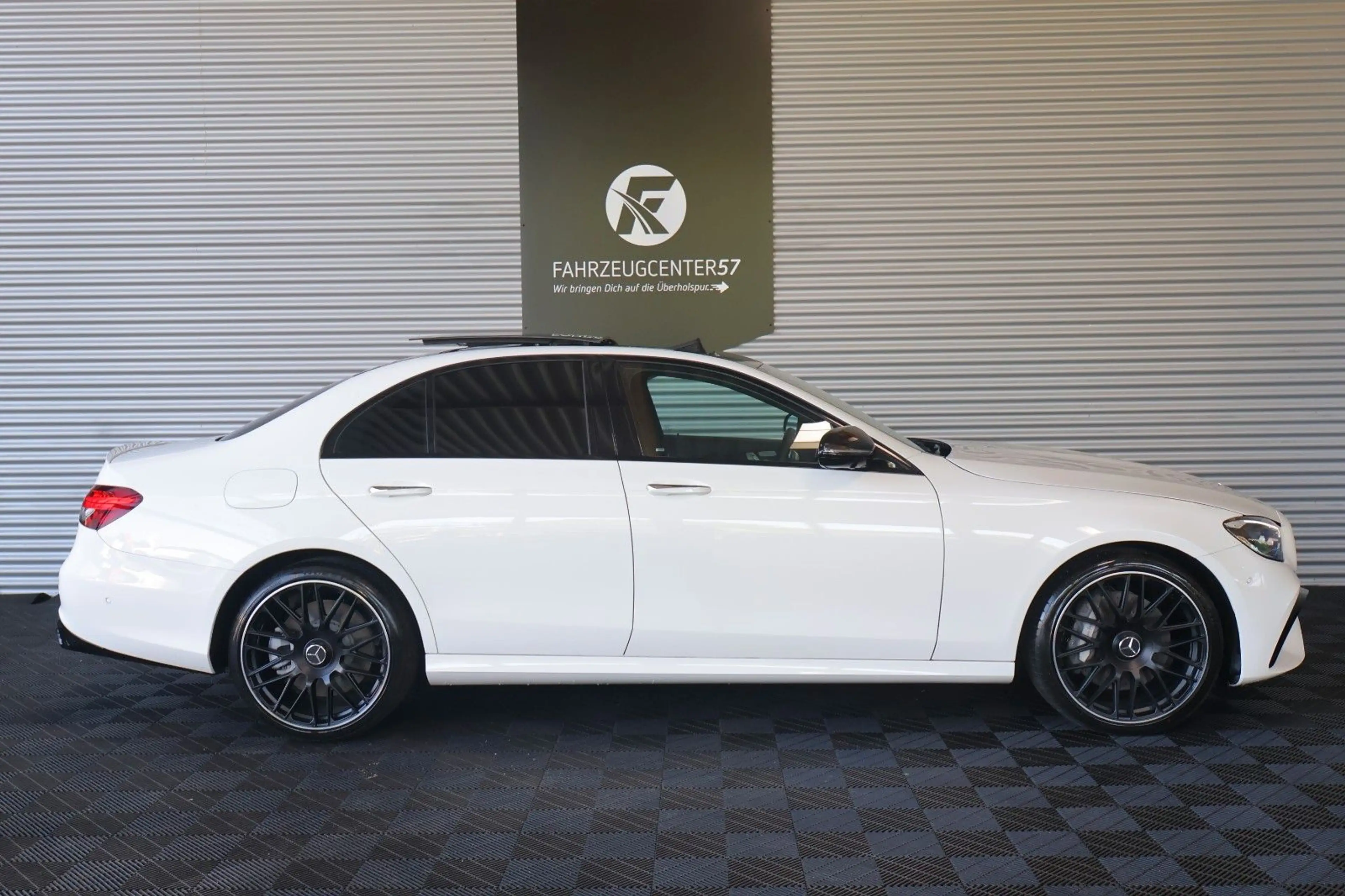 Mercedes-Benz E 450 4MATIC EQ Boost|Mild Hybrid|Burmester|Pano — photo 6