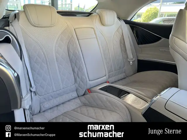 Mercedes-Benz S-Class view 14