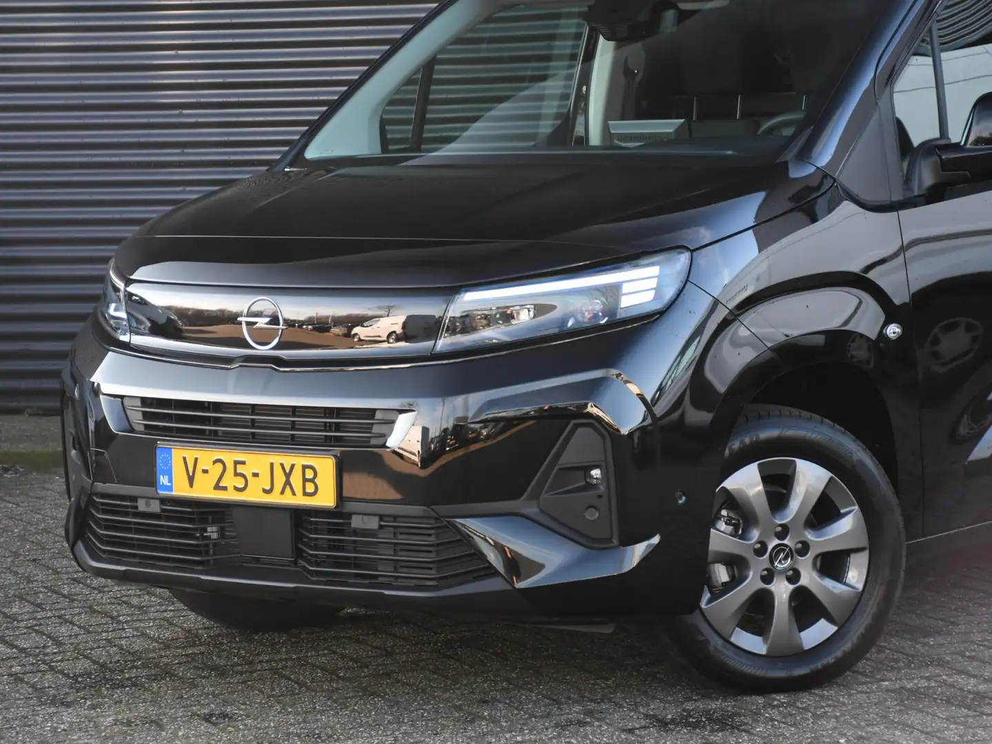 Opel Combo L1 1.5 BlueHDi 100pk NAVI | CAMERA | DIGITAAL INST Zwart - 2