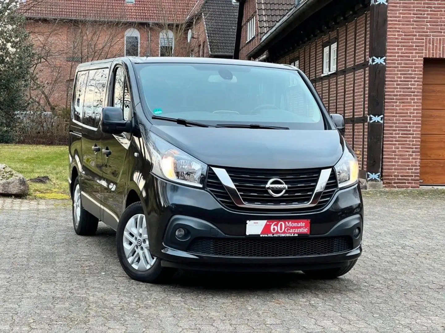 Nissan NV300 Kombi L1H1 2,7t PREMIUM - 1