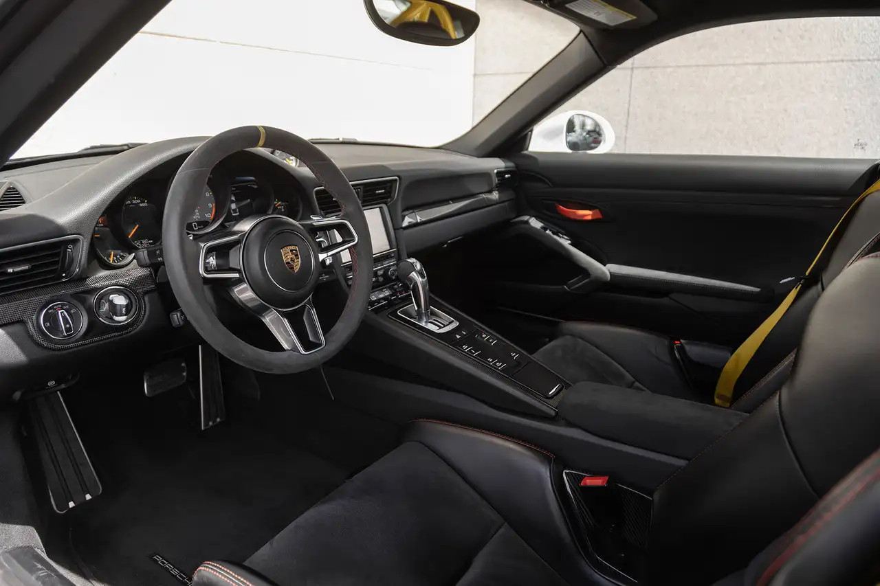 Porsche 911 снимка Porsche 911
