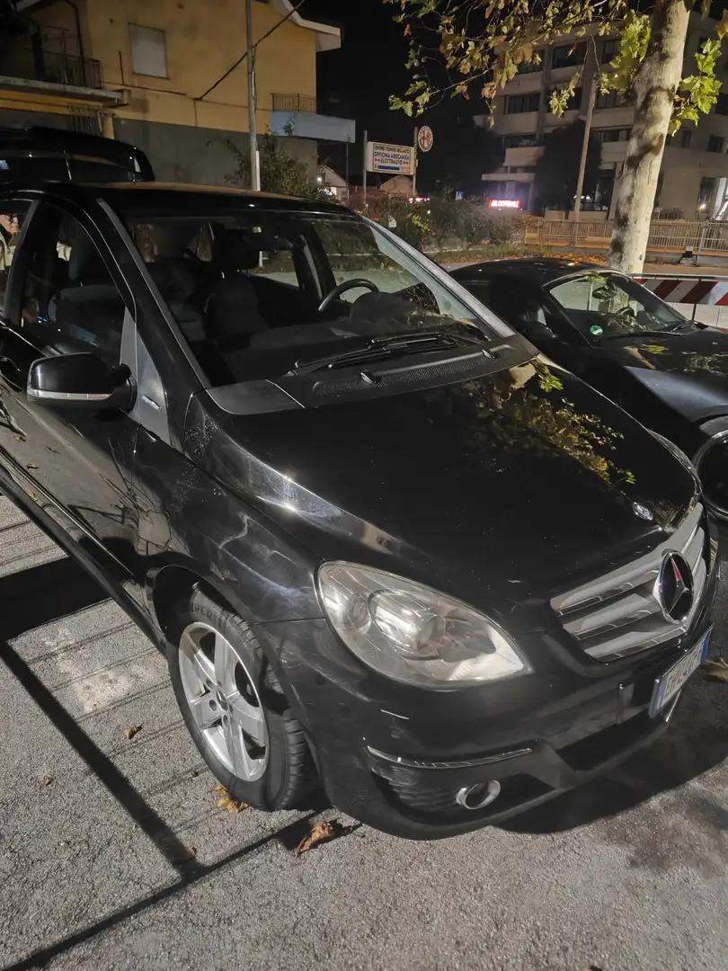 Mercedes-Benz B 200 Premium - 1