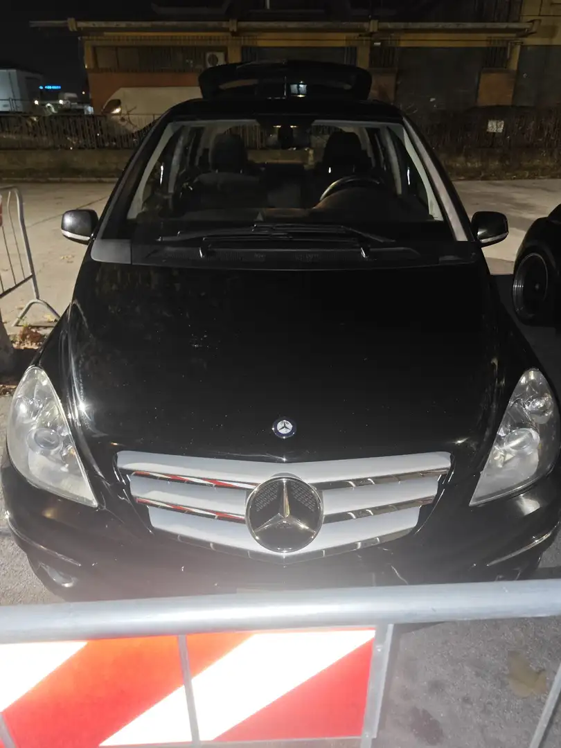 Mercedes-Benz B 200 Premium - 2