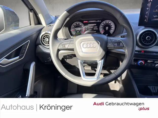 Audi Q2 view 11