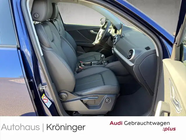 Audi Q2 view 9