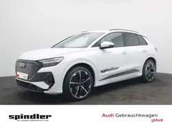 Audi Q4 e-tron S Line 45 quattro / Matrix, Pano, AHK