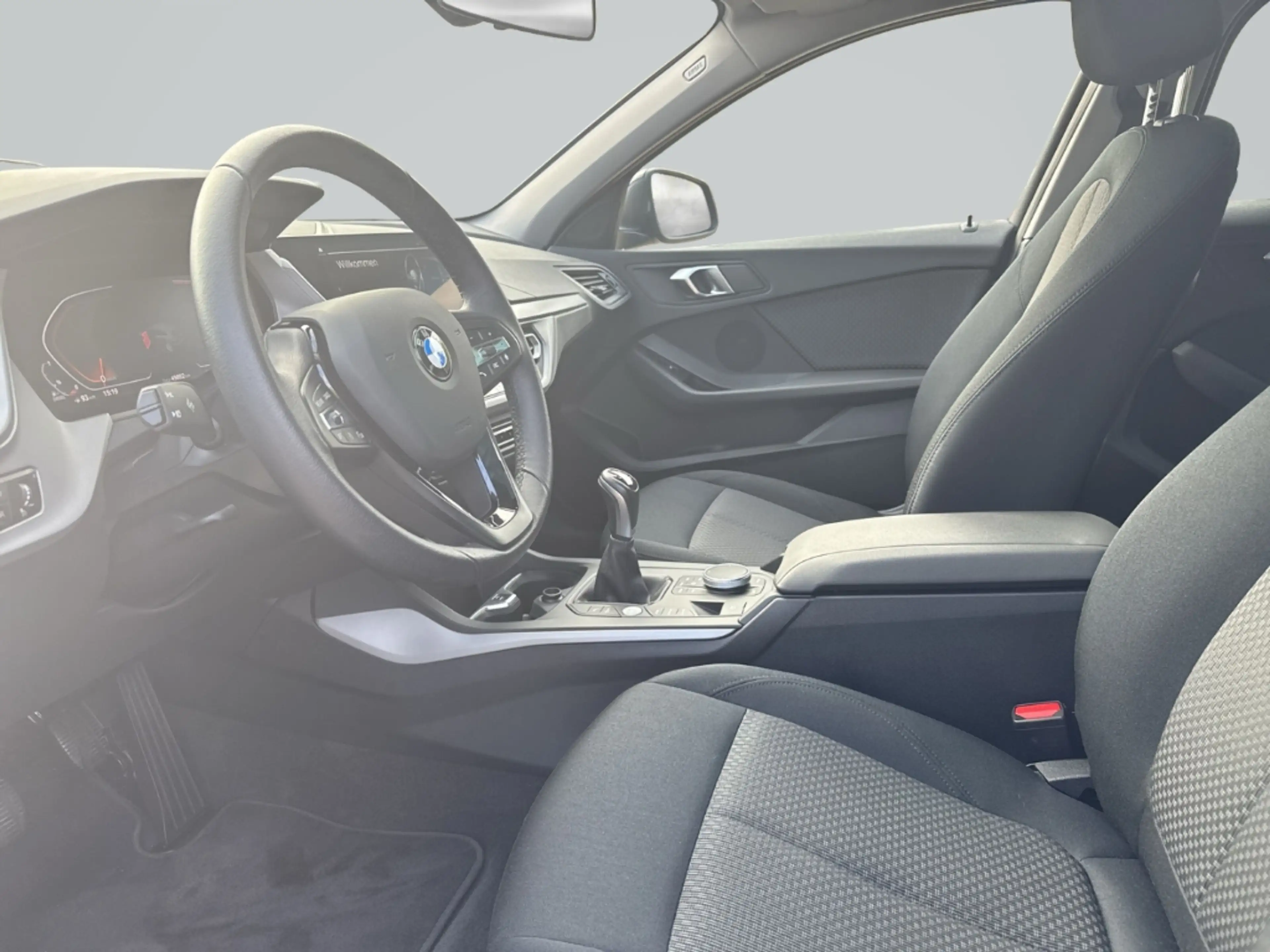 BMW 118 d+AHK+LED+PDC+DAB+HIFI+PANORAMA DACH+ — photo 13