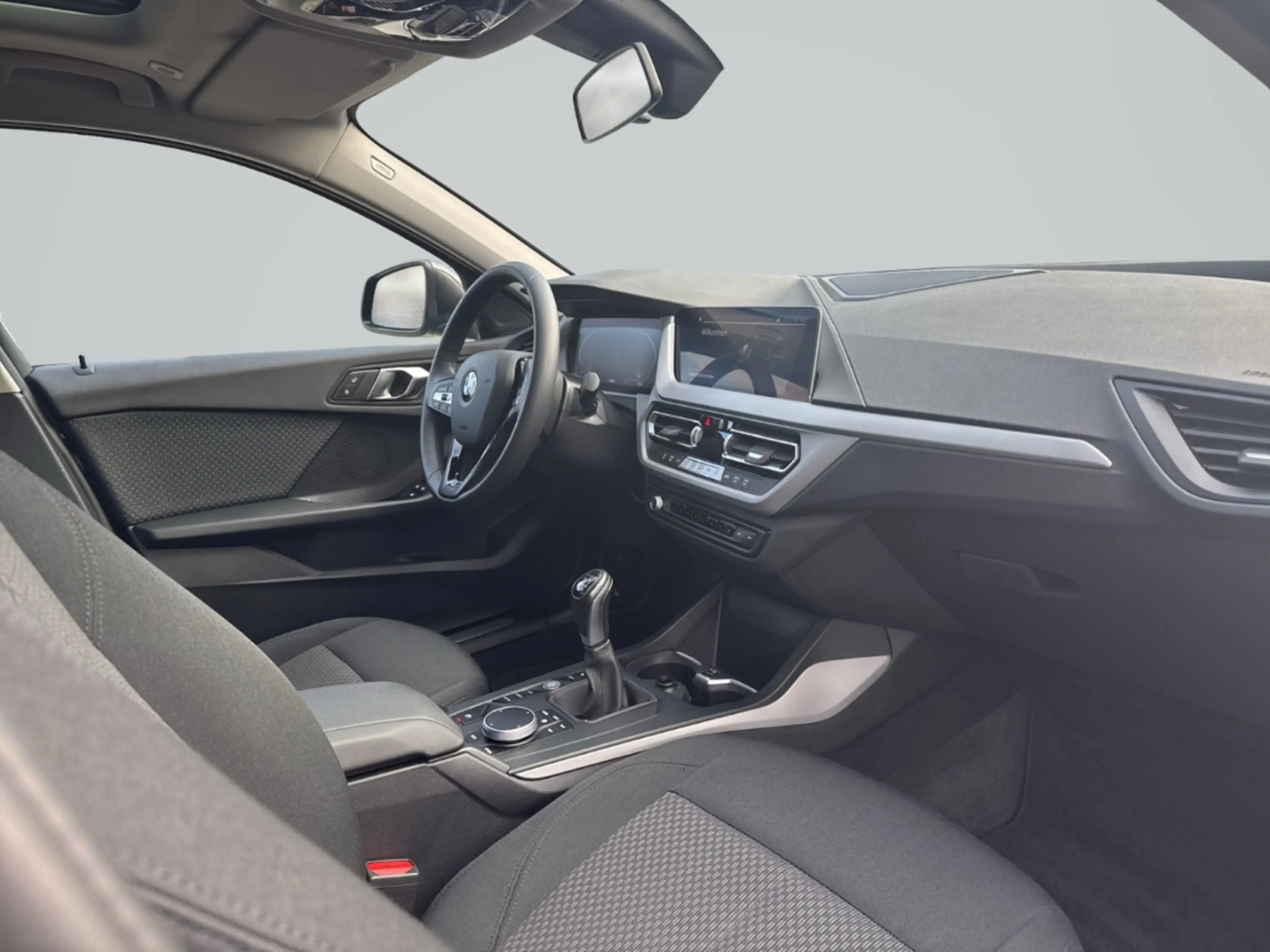 BMW 118 d+AHK+LED+PDC+DAB+HIFI+PANORAMA DACH+ — photo 10