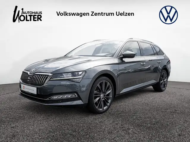 Skoda Superb Combi 2.0 TDI DSG AHK SMART LINK NAVI