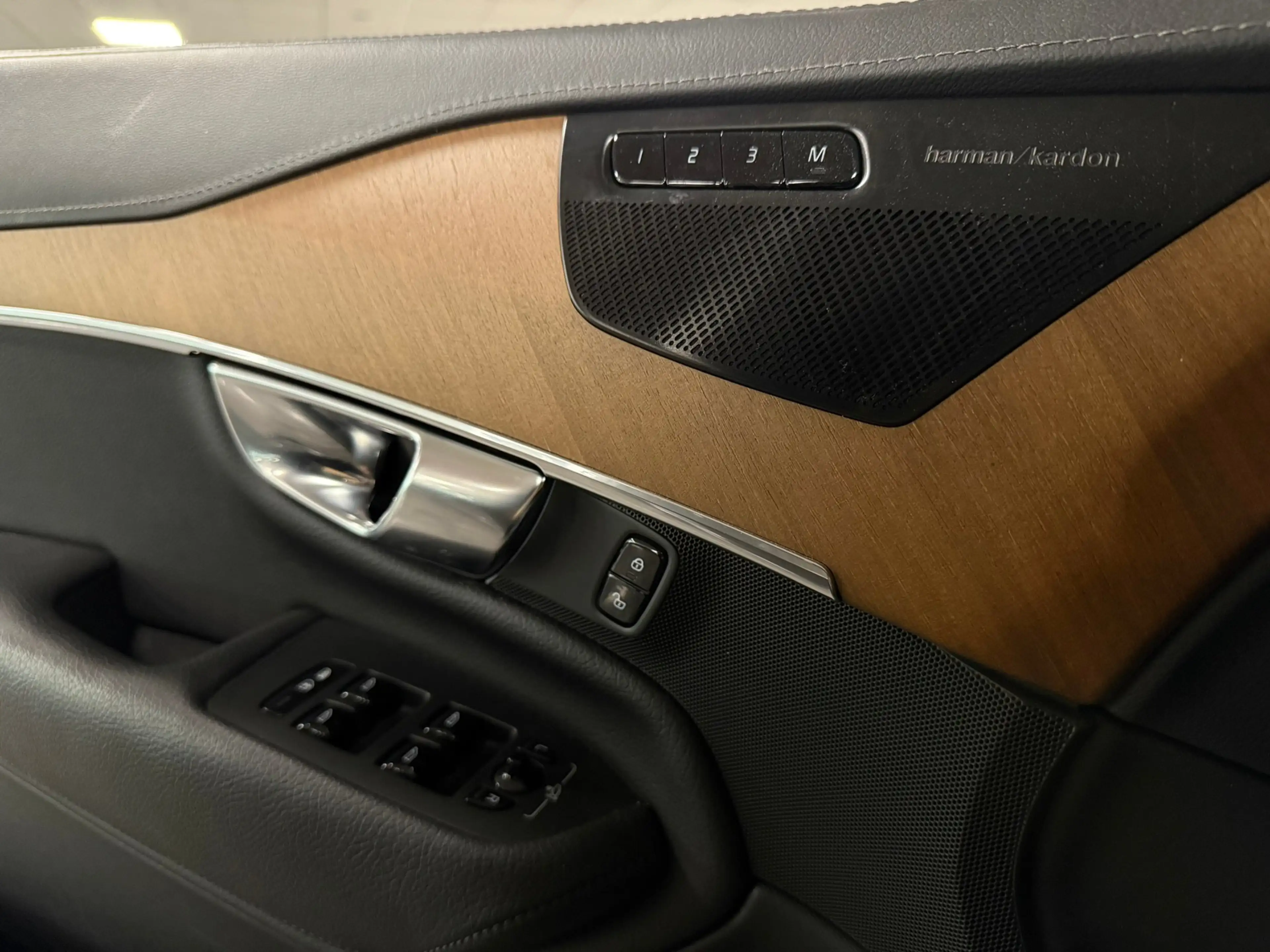 Volvo XC90 T8 AWD Recharge Inscription | Trekhaak | 360 Camer — photo 37