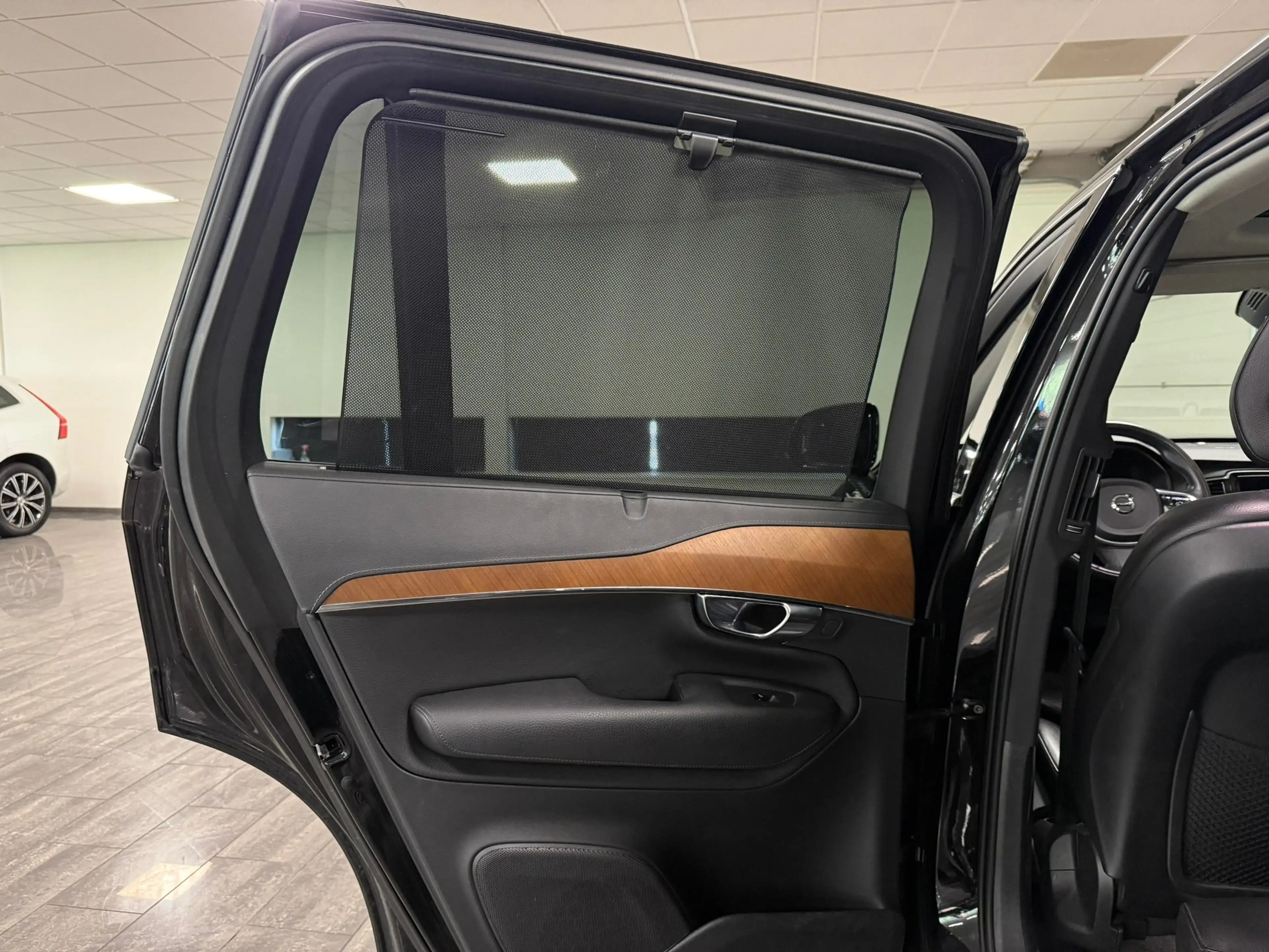 Volvo XC90 T8 AWD Recharge Inscription | Trekhaak | 360 Camer — photo 15
