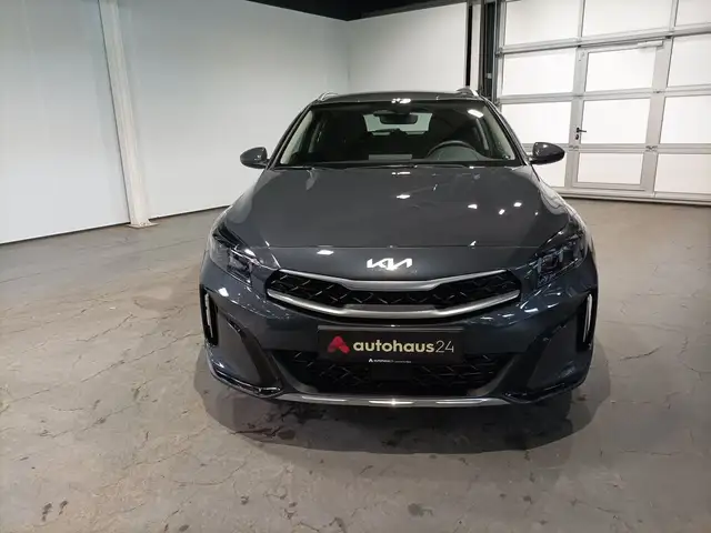 Kia Xceed view 2