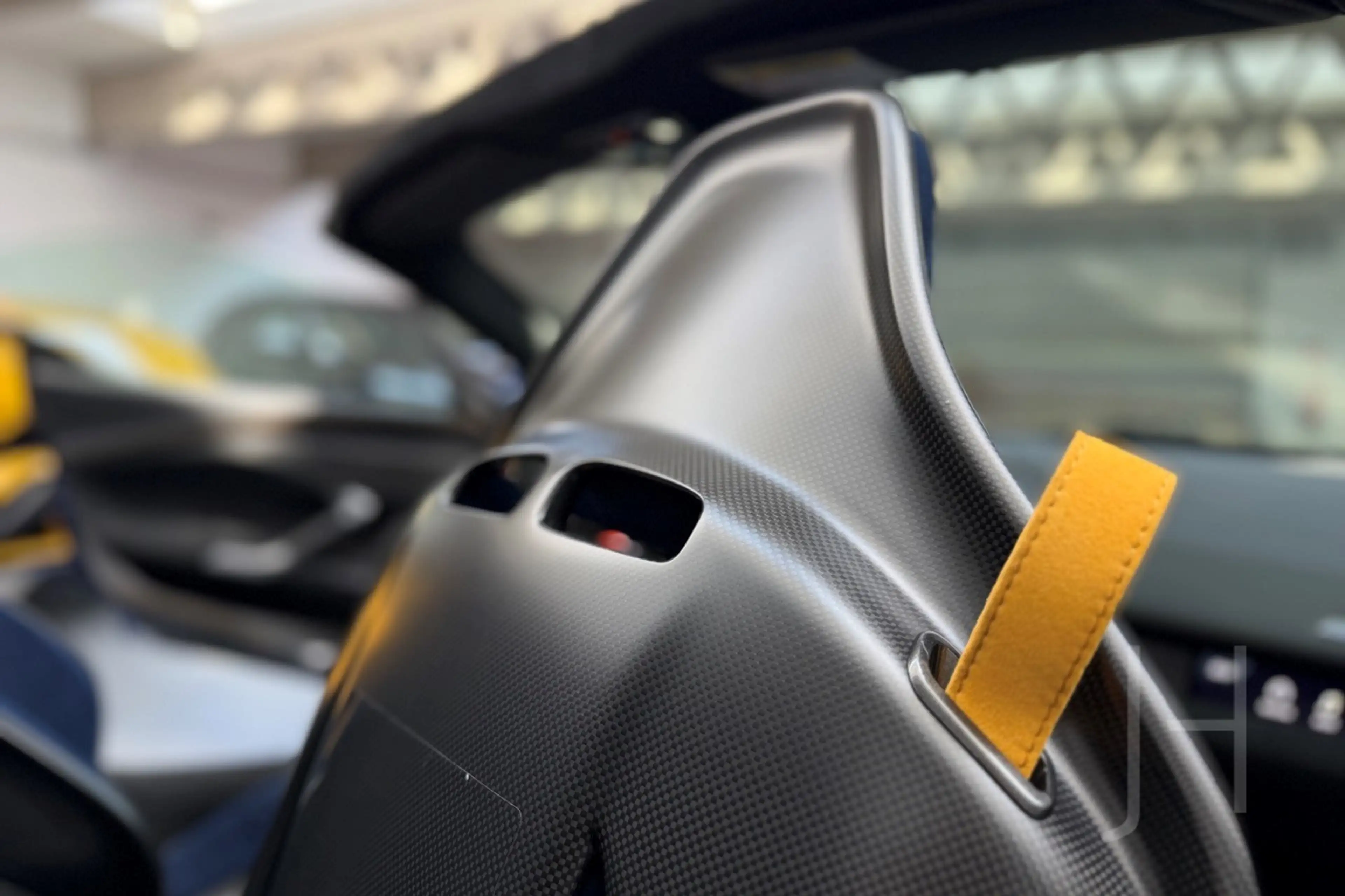 Ferrari 296 296 GTS — photo 12