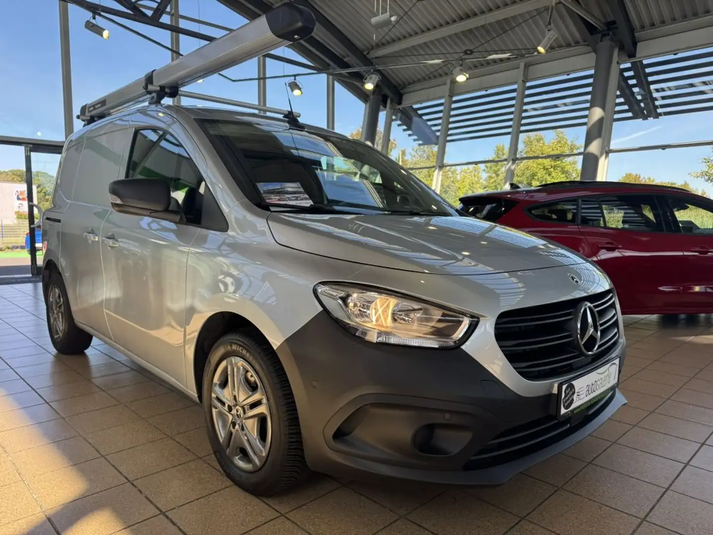 Mercedes-Benz Citan 113 Standard Aut. PRO Silber - 1