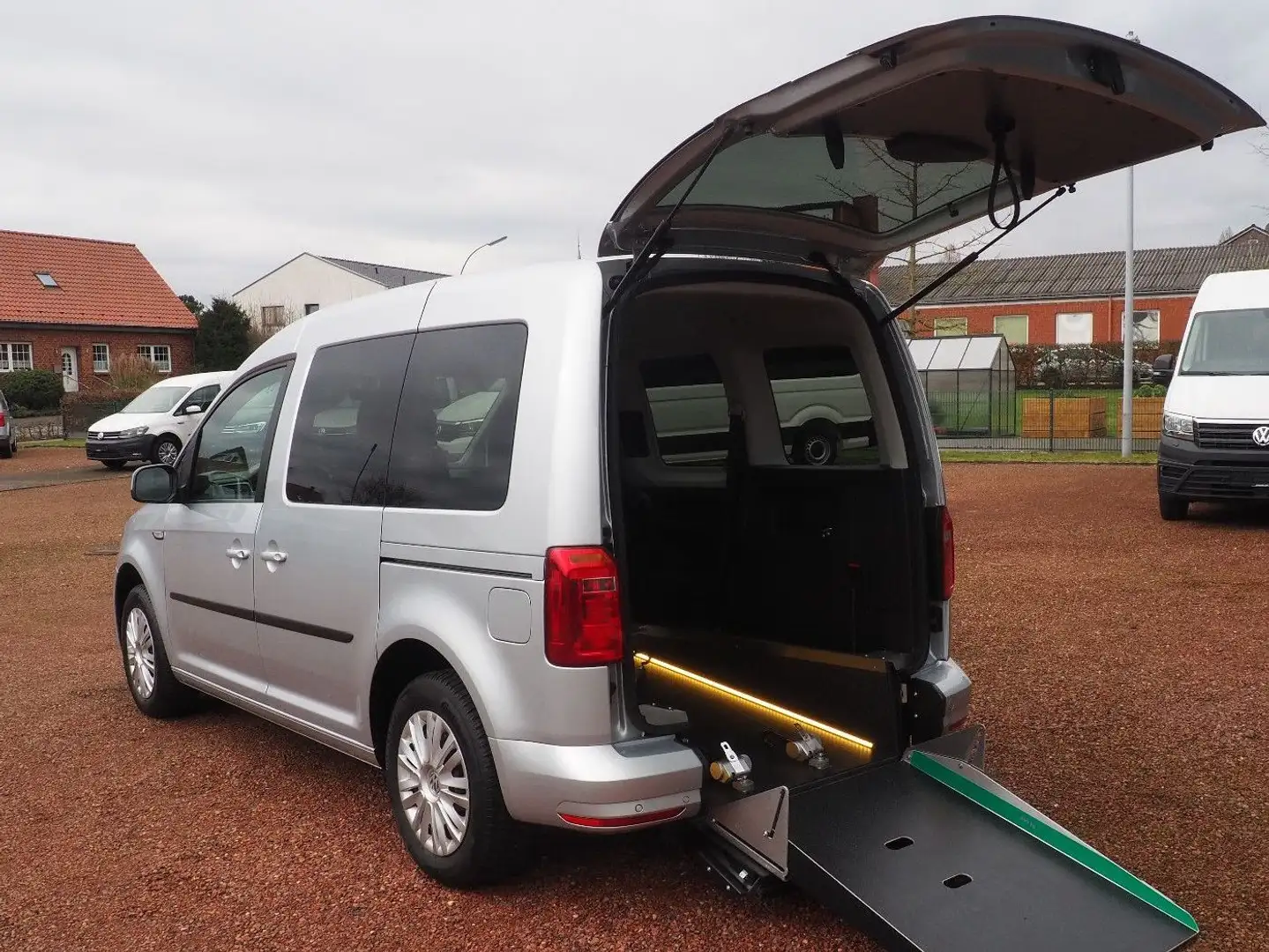 Volkswagen Caddy Navi Klima behindertengerecht Rampe Argent - 1