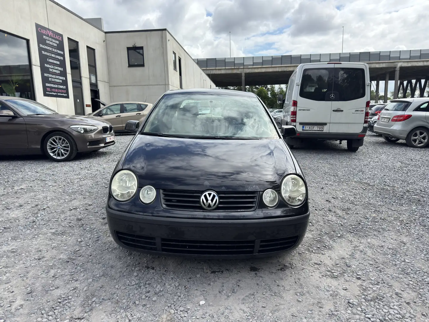 Volkswagen Polo 1.2i 12v Comfortline/avec contrôle technique Noir - 2