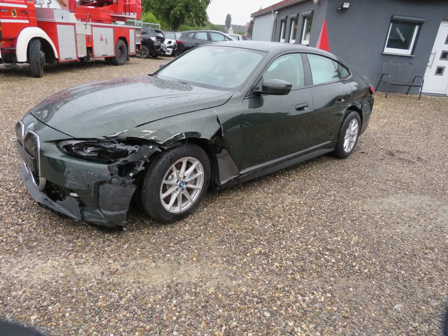 BMW i4 Baureihe i4 Gran Coupe 35 eDrive Grün - 2