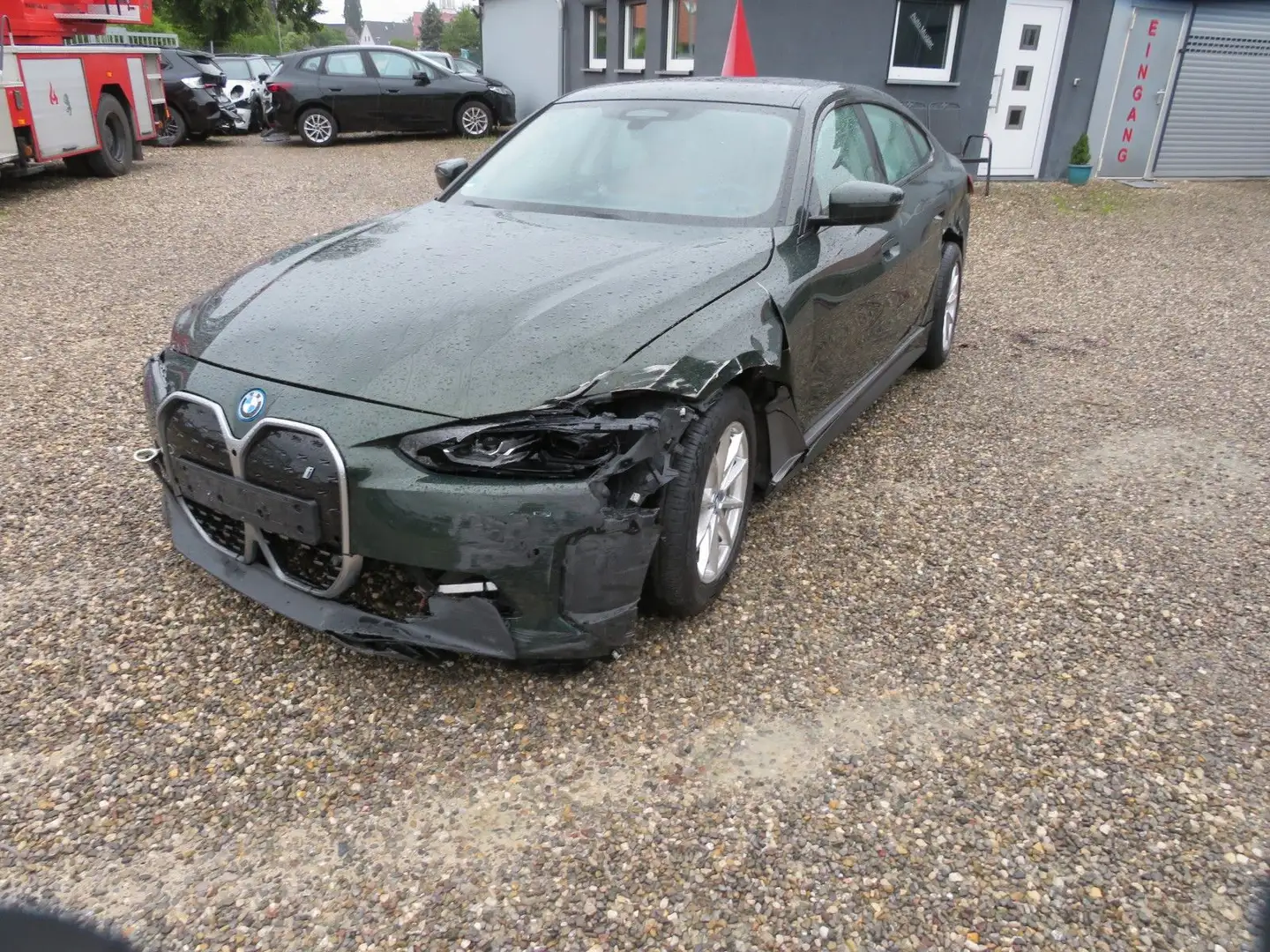 BMW i4 Baureihe i4 Gran Coupe 35 eDrive Grün - 1