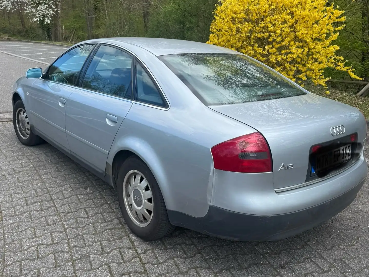 Audi A6 A6+2.4 Stříbrná - 1