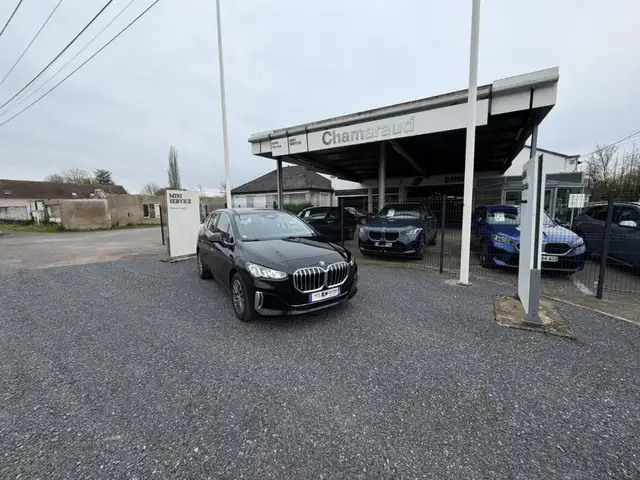 BMW 220 220i ACTIVE TOURER DKG Business Design