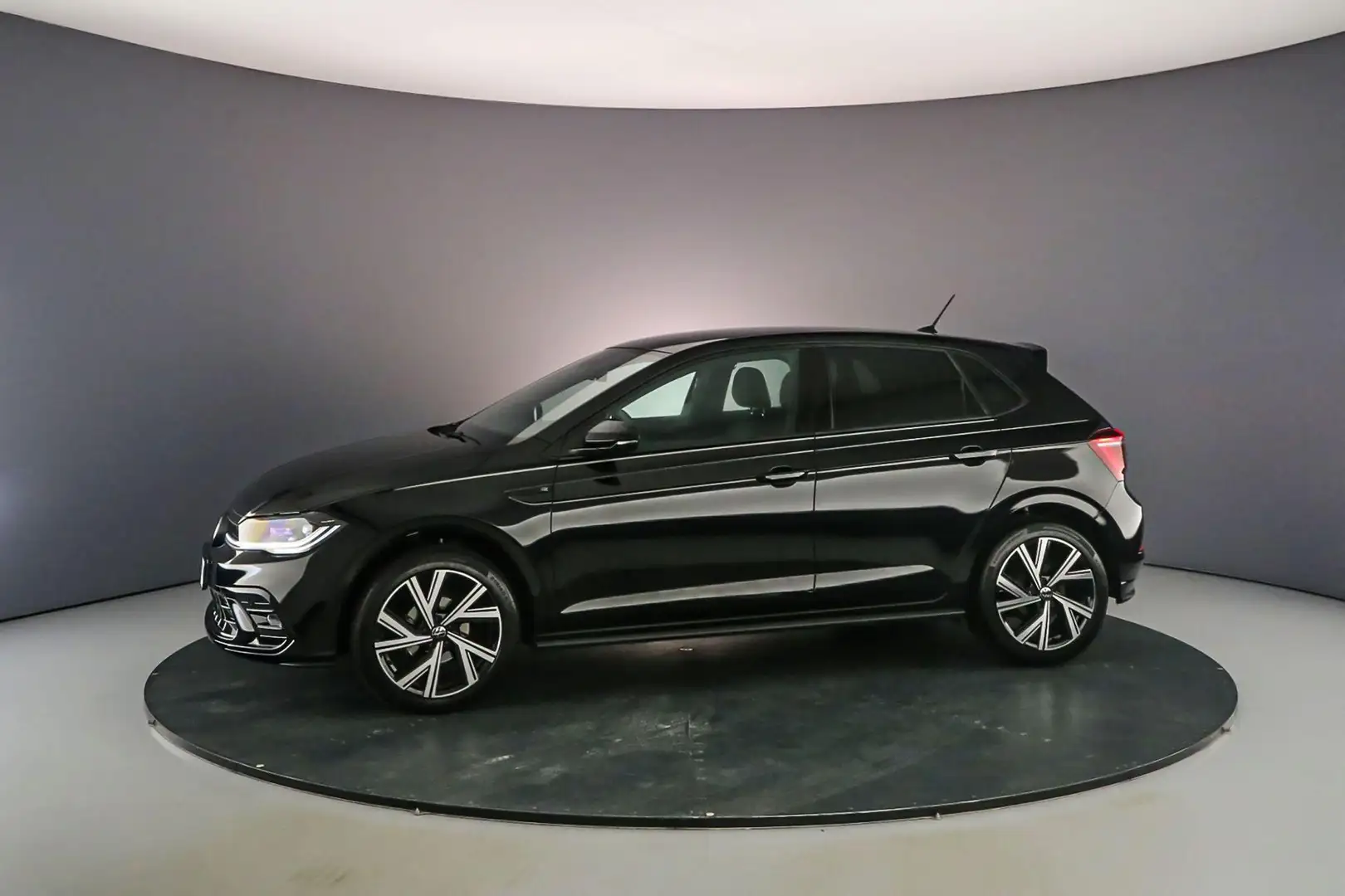 Volkswagen Polo R-Line Business 1.0 TSI 95pk DSG Automaat Adaptive Zwart - 2