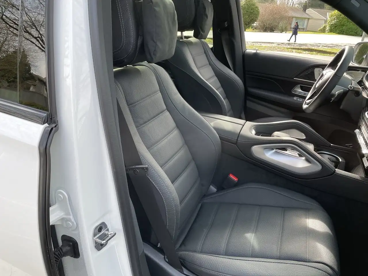 Mercedes-Benz GLE снимка Mercedes-Benz GLE