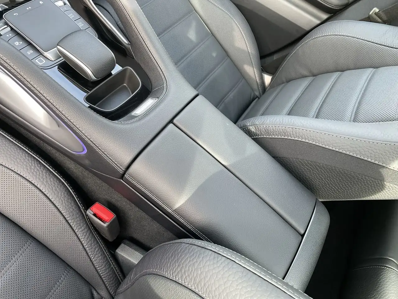 Mercedes-Benz GLE снимка Mercedes-Benz GLE