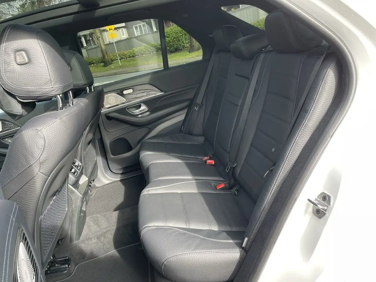 Mercedes-Benz GLE снимка Mercedes-Benz GLE