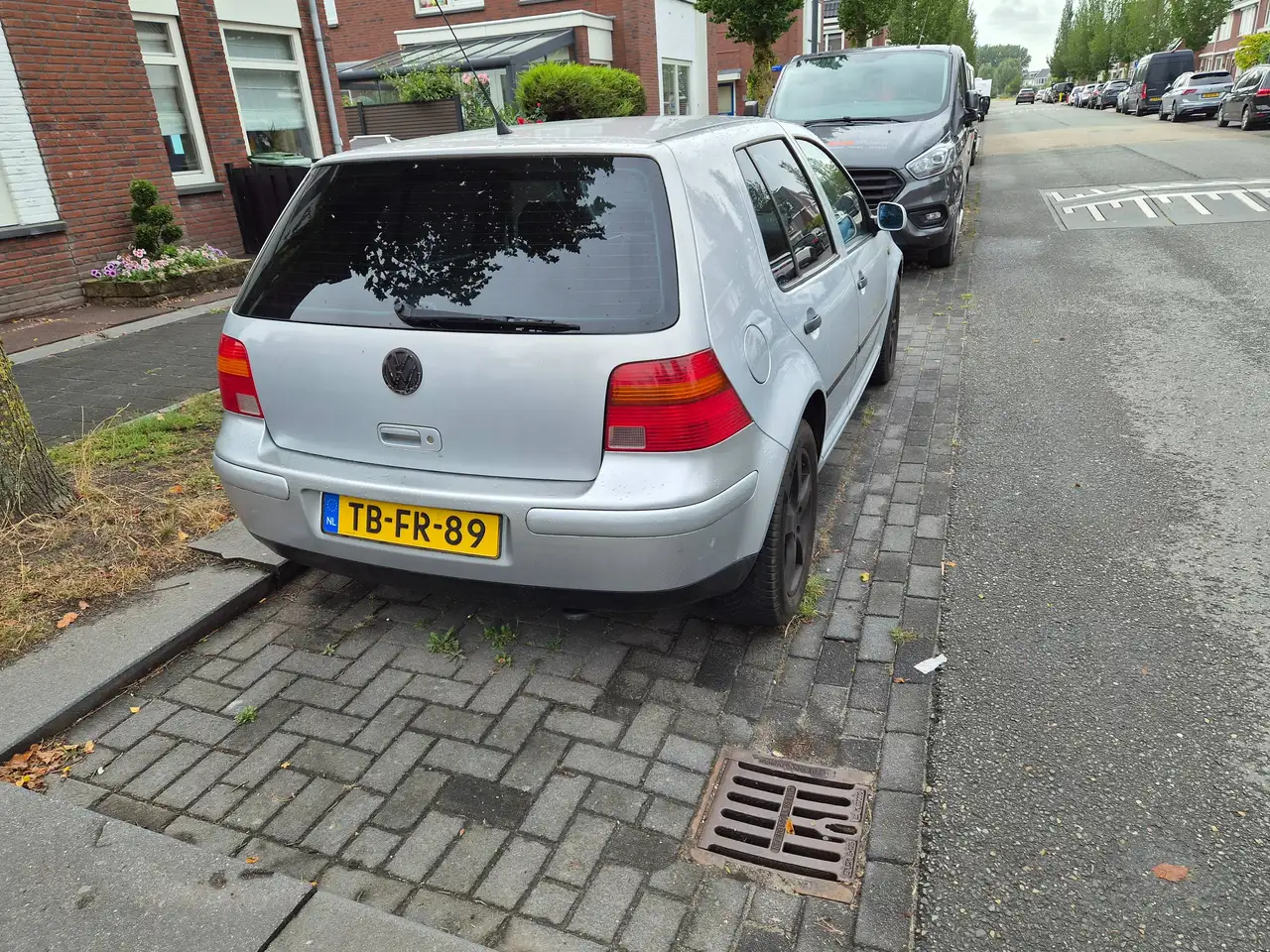 Volkswagen Golf 1.6 Trendline, foto 4