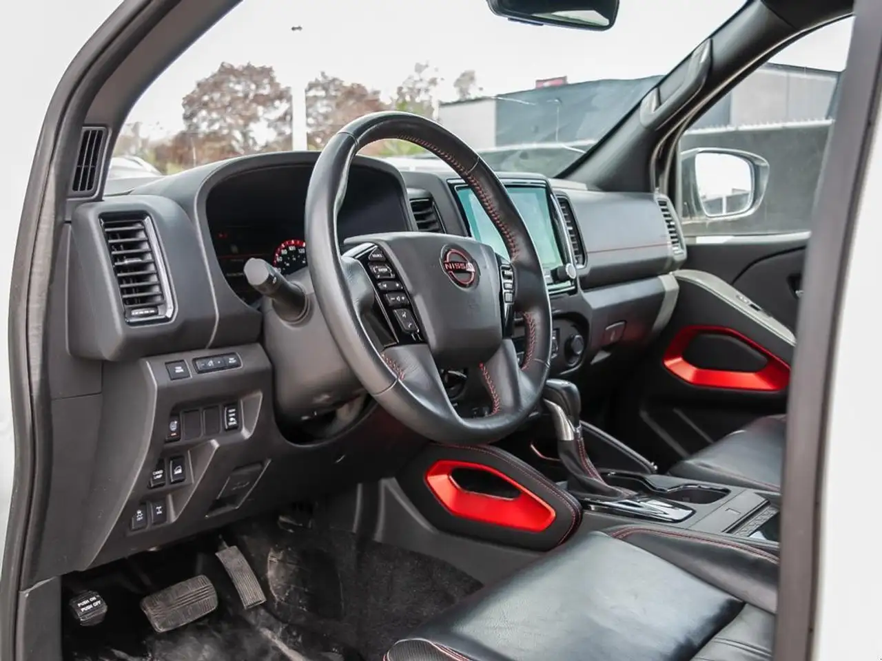 Nissan Frontier снимка Nissan Frontier